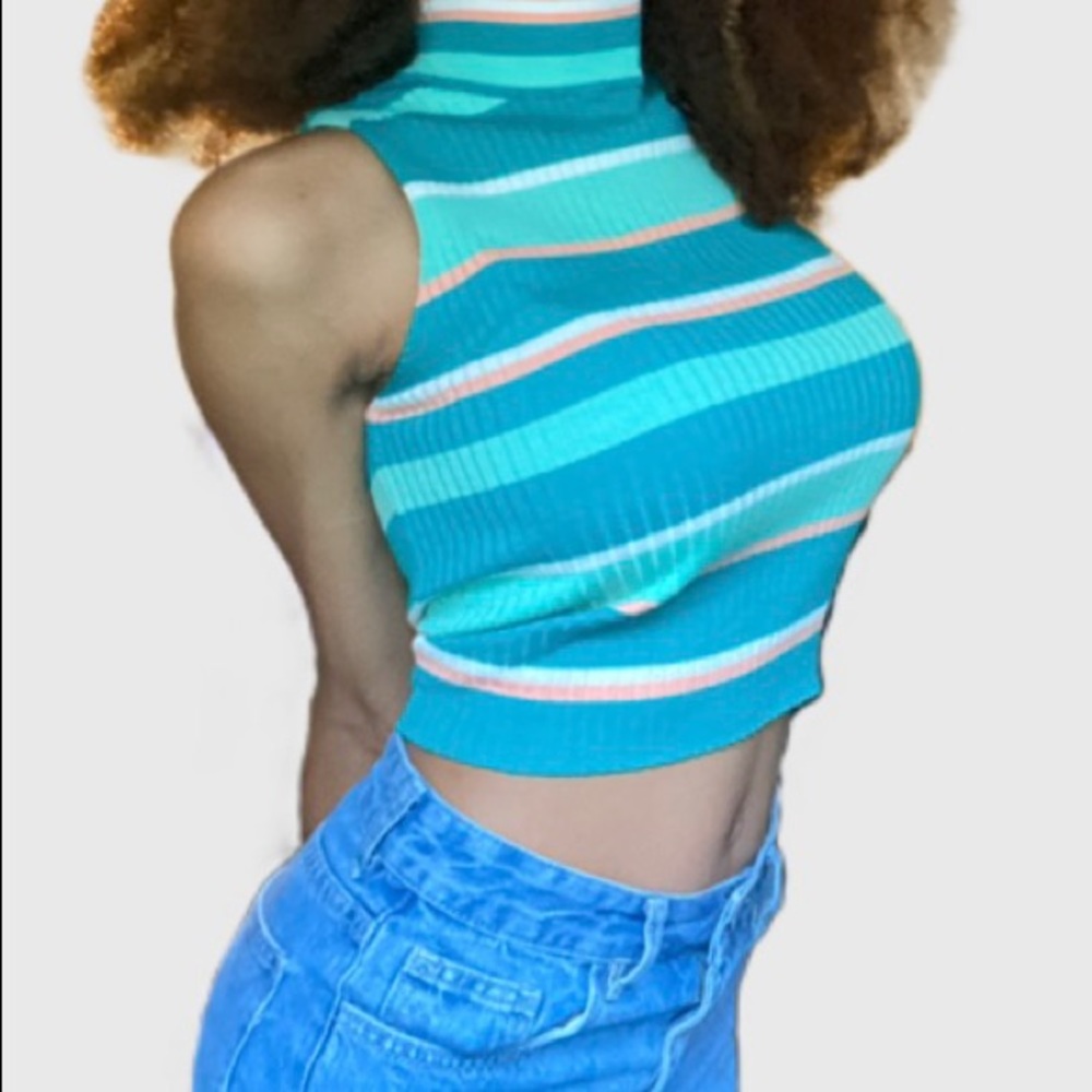 Mock Neck Sleeveless Sweater